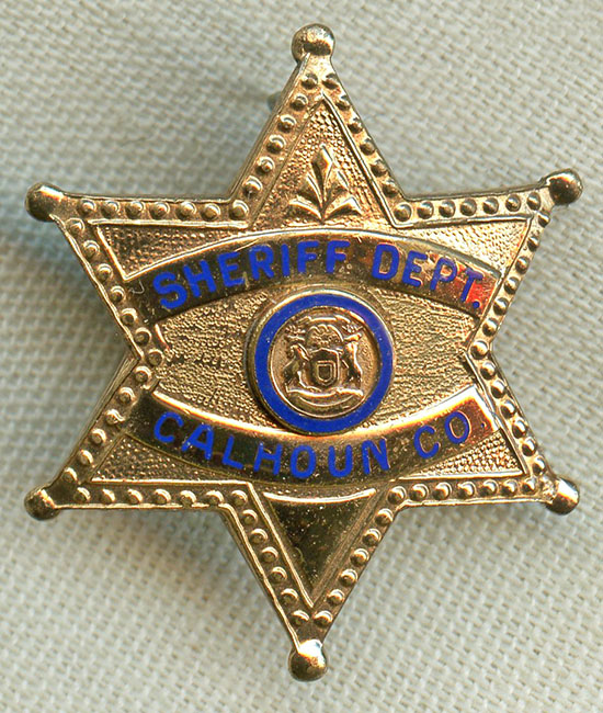 Beautiful Solid 10k Gold Calhoun County, Michigan Sheriff Lapel Badge 