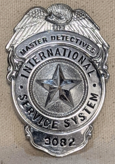 1950s Master Detective #3082 International Service System Badge