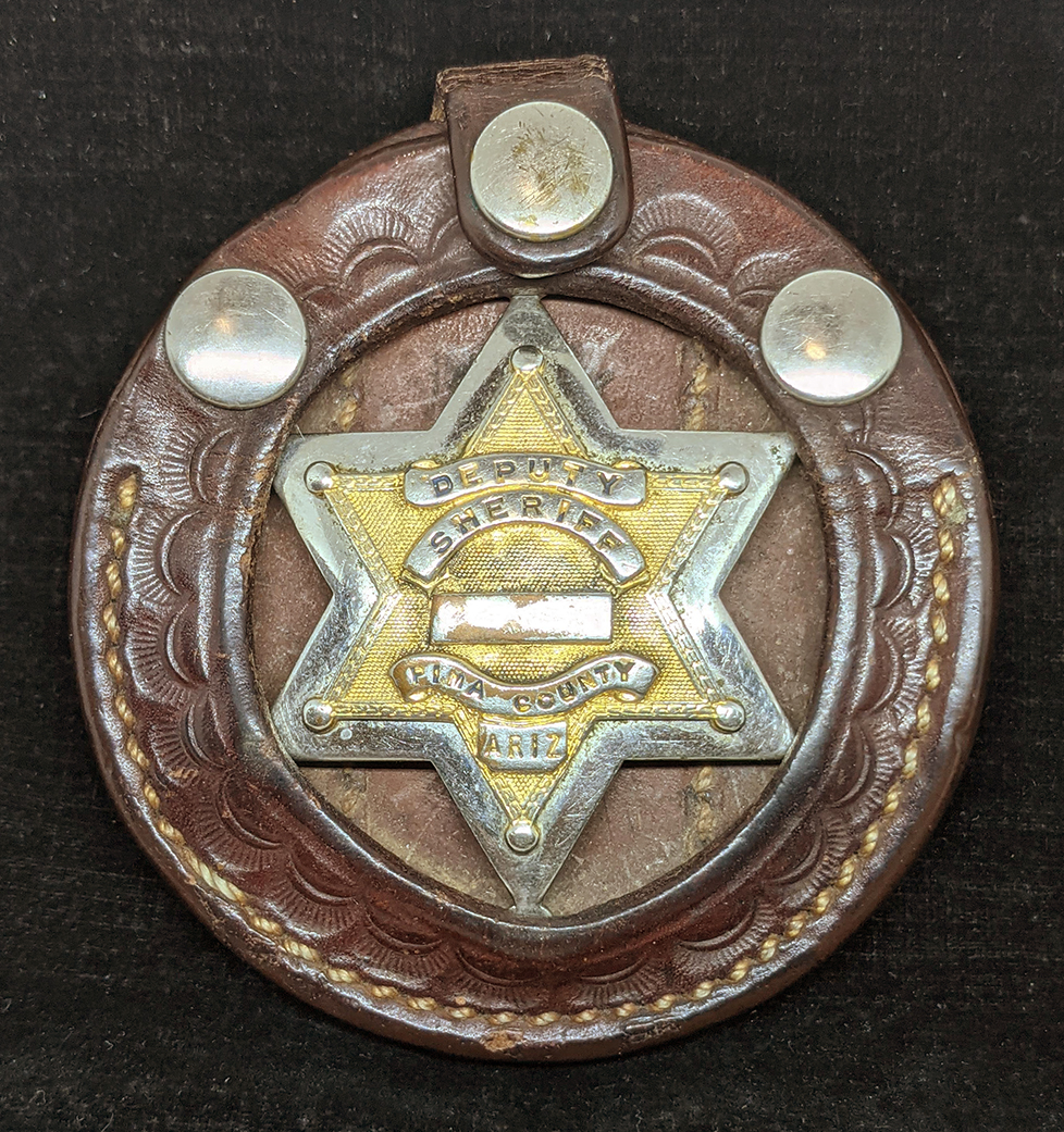 Nice Old 1950s Pima Co Arizona Deputy Sheriff Badge In Original Belt Clip Flying Tiger Antiques
