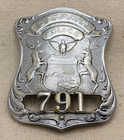 Great Old 1930s Detroit Michigan Police Badge