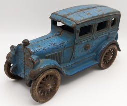 Lovely 1920s A.C. Williams Cast Iron Toy Car Original Blue Paint with 12-Spoked Nickel Wheels
