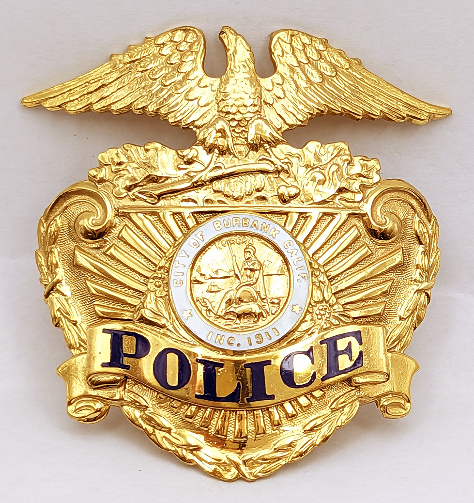 Beautiful late 1940s Burbank CA Police Hat Badge by Entenmann Near Mint ...