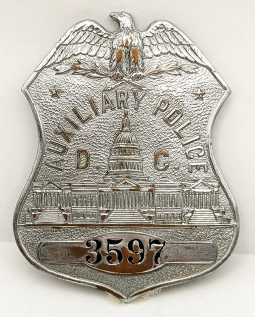 Scarce ca 1941 Washington DC Auxiliary Police Badge #3597