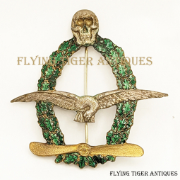 Wonderful circa 1919-1920 Austrian Sports Flying Club Badge by L.F. Pramer Vienna