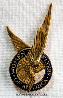 Gorgeous ca 1940 14K Gold Women Flyers of America High Ranking Member Wing Badge