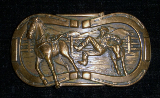 WESTERN HORSE HORSESHOE GOLDEN COWBOY RODEO BELT BUCKLE