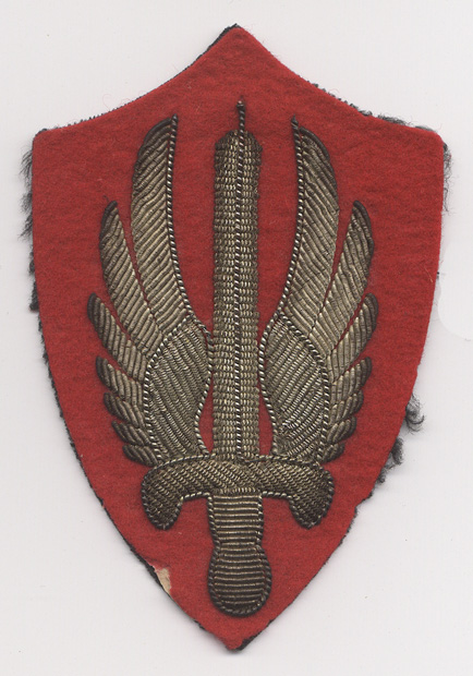 Sold at Auction: WWII - KOREA US ARMY 15 MILITARY SHOULDER PATCHES