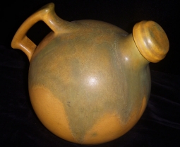 Beautiful 1930s Deco Pottery Water Pitcher by Camark in Matte Glazed Finish