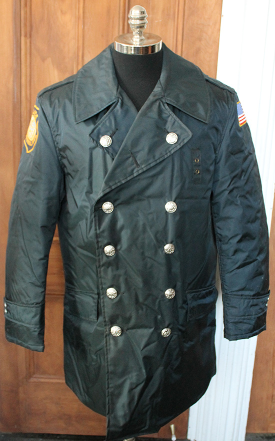 Пальто полиция