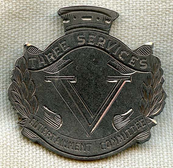 beautiful-wwii-v-for-victory-pin-for-the-commonwealth-three-services