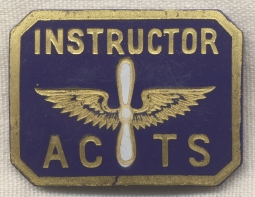 Great WWII US Air Corps Training Service (ACTS) Instructor Badge