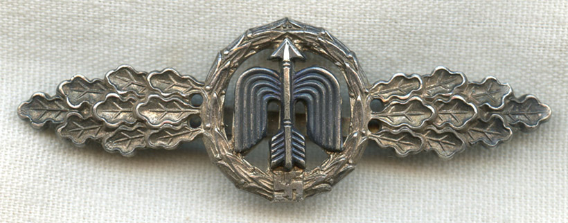 Minty Unmarked Silver Luftwaffe Fighter Clasp in Case: Flying Tiger ...