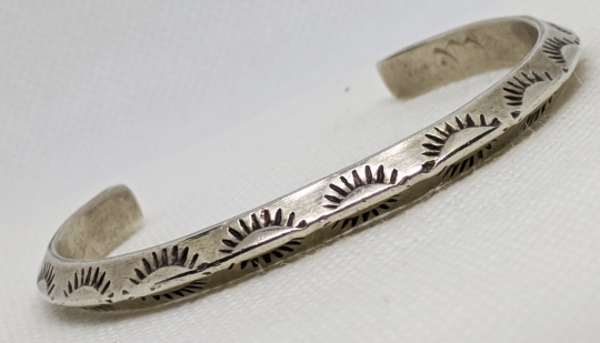 Lovely 1930s-40s Old Pawn Navajo Carinated Bracelet: Flying Tiger