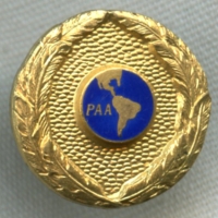 Scarce No'ed Ca 1937 PAA Pilot Hat Badge 2nd Issue, Type I Owned by R.O.D. Sullivan