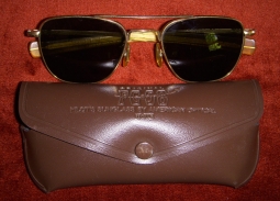 Vintage 1970s USAF PG-58 Pilots Sunglasses with Case by American Optical Private Purchase