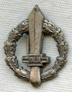 Rare Circa 1944-1945 RSI (Repubblica Sociale Italiana) Collar Badge