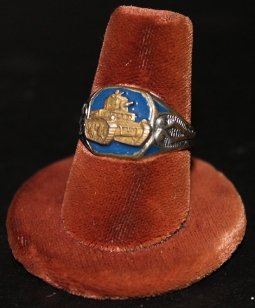 Great Early WWII US Army Armored Ring with M3 Lee Tank sz 8.75