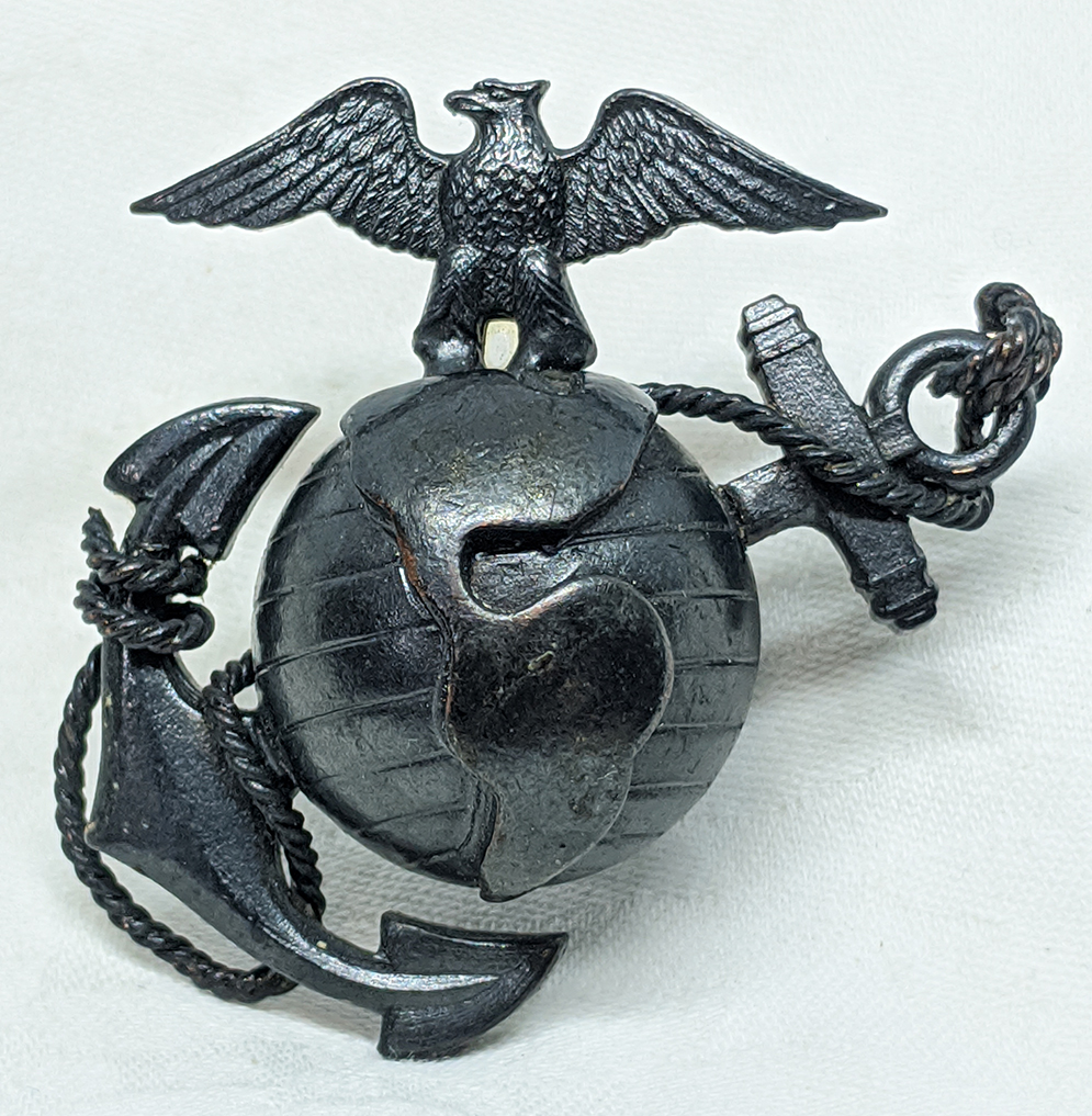 Beautiful WWI - 1920s USMC Officer Undress Hat Badge 