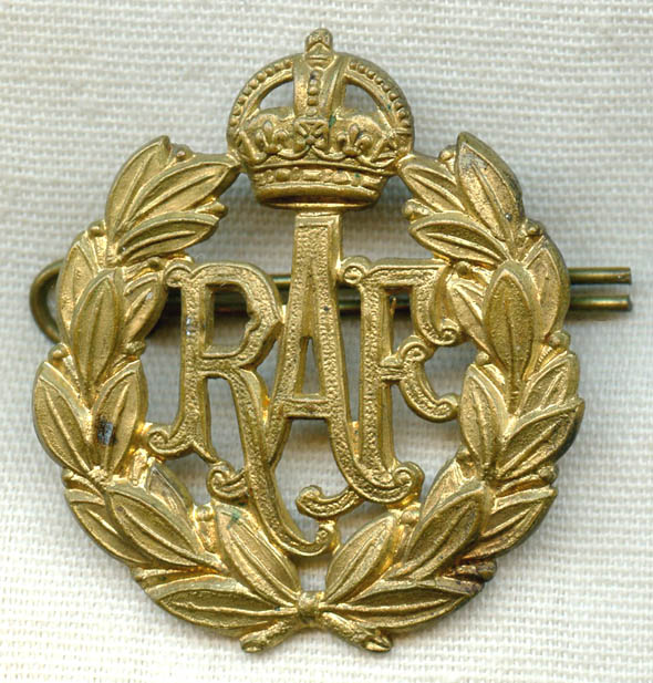 WWII Royal Air Force (RAF) Enlisted Man Cap Badge: Flying Tiger ...